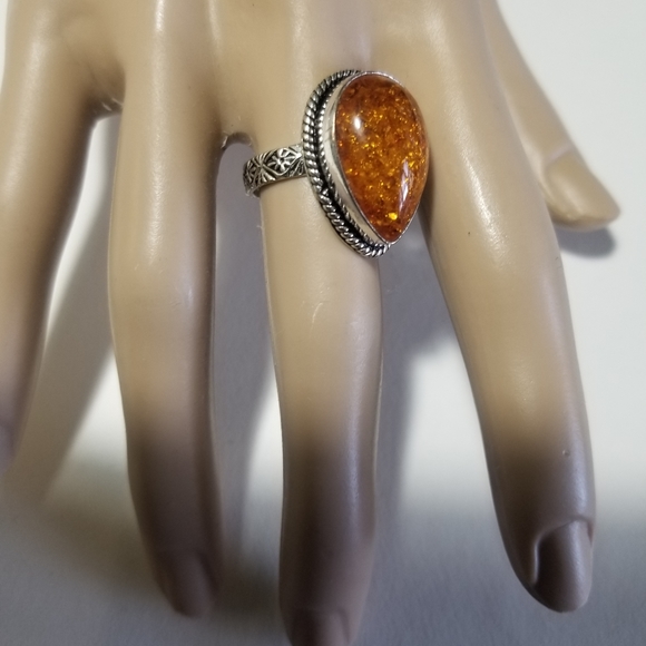 EXQUISITE RING - Picture 6 of 8